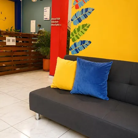 La Familia Hostel - Parque Poblado-3