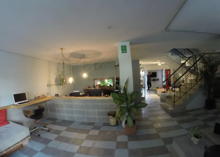 Hostal Casa Estacion Medellín